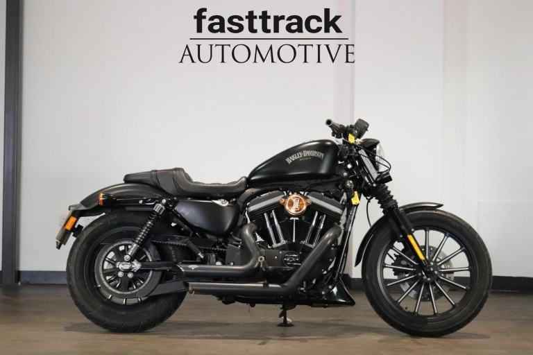 Harley Davidson IRON 883 XL N - 2015 - VANCE & HINES - VERY CLEAN 