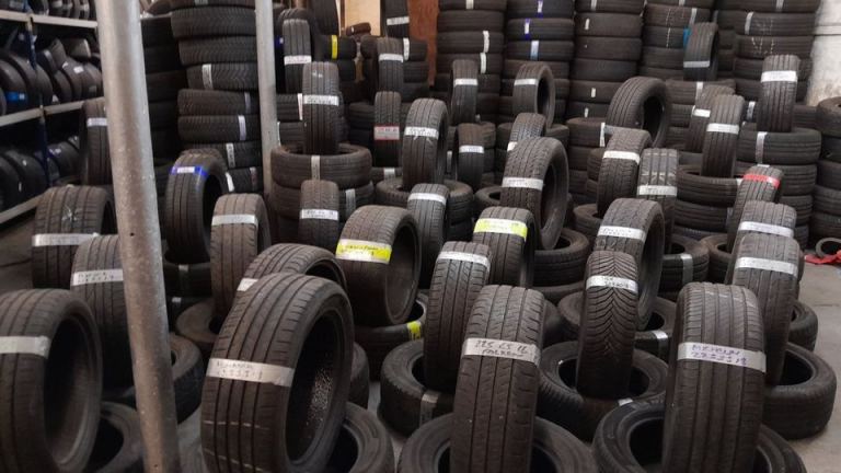 OPN 7-DYS 6PM Over 3000 p/worn &new tyres under one roof all sizes in stock 