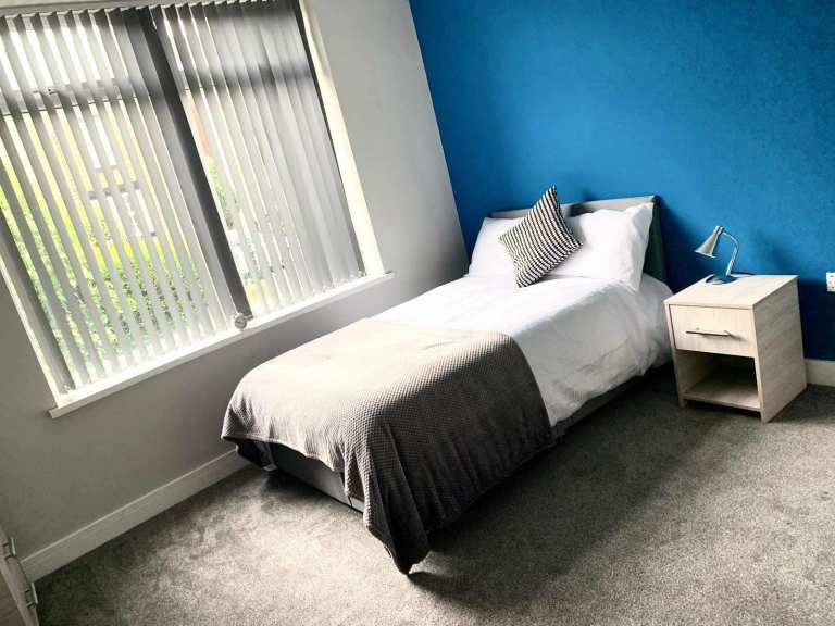 🏡 Modern House Share – Park Grove, Barnsley - 2 Rooms available £95 per week