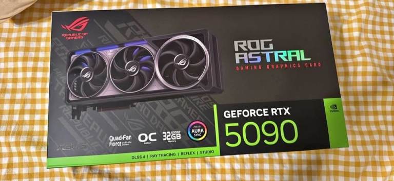 ASUS ROG RTX 5090 ASTRAL OC - Band New Card