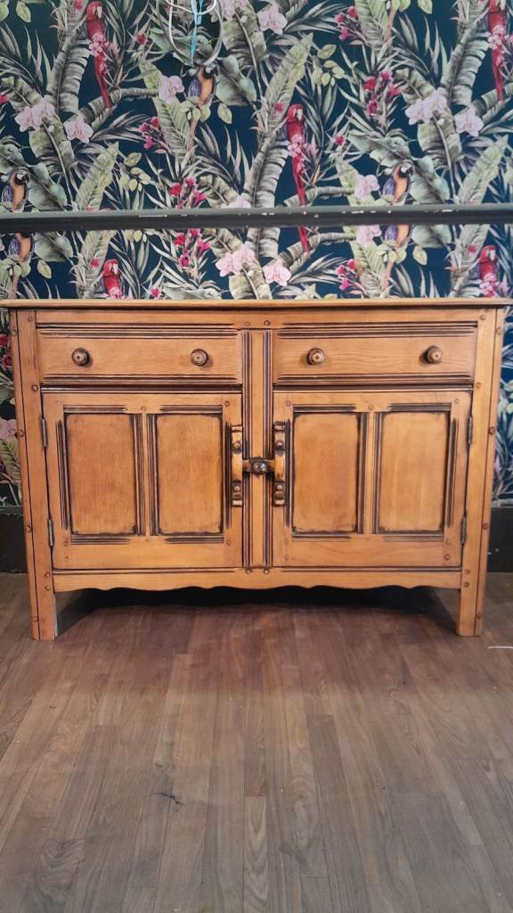 Vitage ercol 2 door sideboard