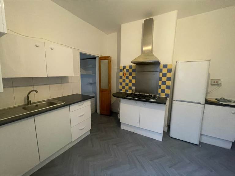 Flat For Rent In Manor Park