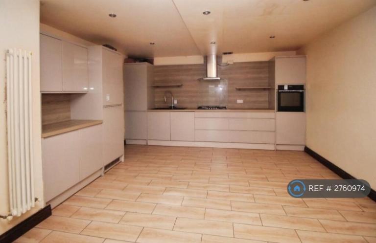 1 bedroom in Crosland Road, Thornton Lodge, Huddersfield, HD1 (#2760974)