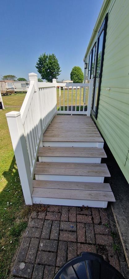 Static Caravan Decking Steps | Galvanised Mobile Home Decking Veranda For Sale