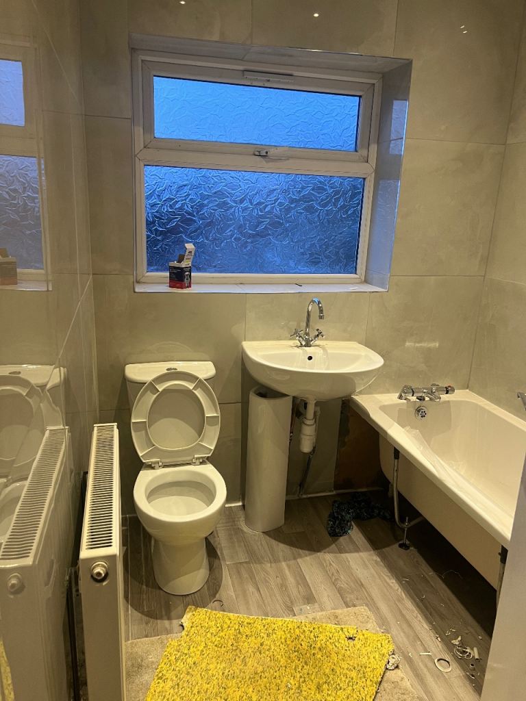 2 bedroom house for rent 2 bed Oldham OL9 