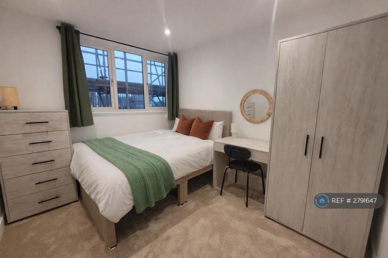 1 bedroom flat in Highertown, Truro, TR1 (1 bed) (#2791647)