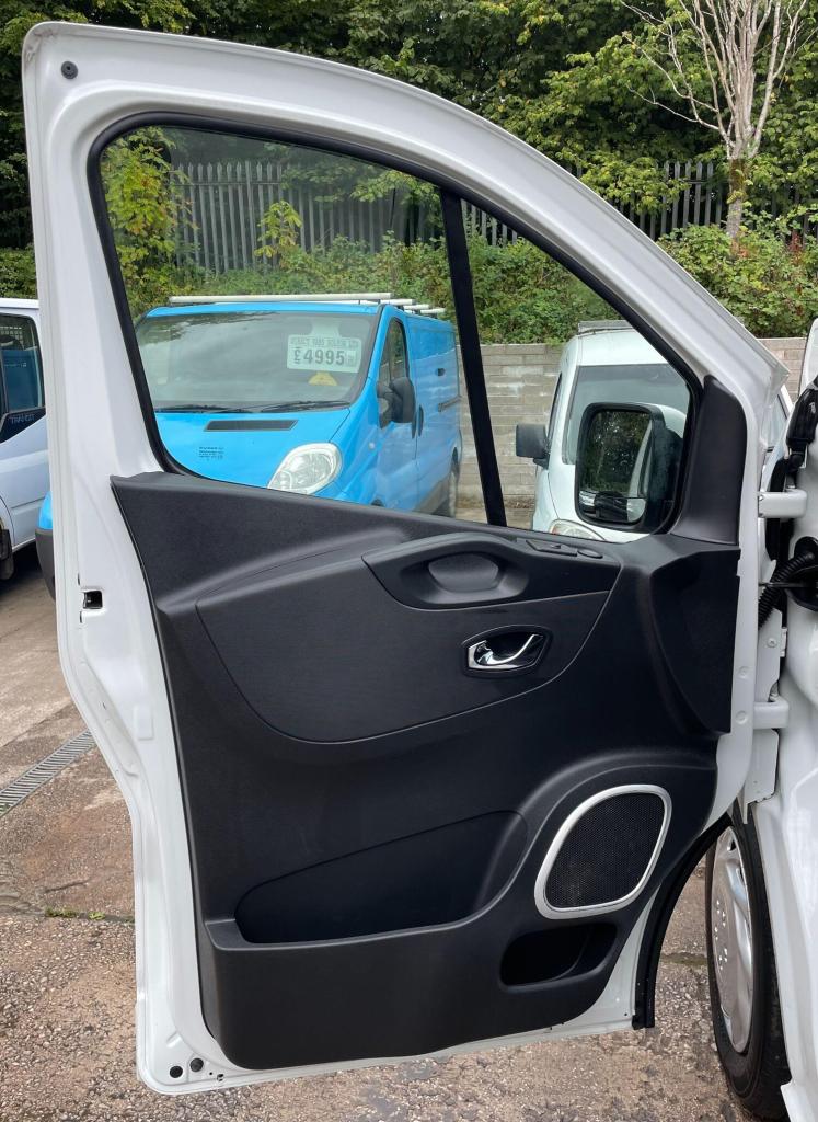 2018 Vauxhall Vivaro 1.6 CDTi 2900 Sportive L1 H1 Euro 6 5dr PANEL VAN Diesel Manual