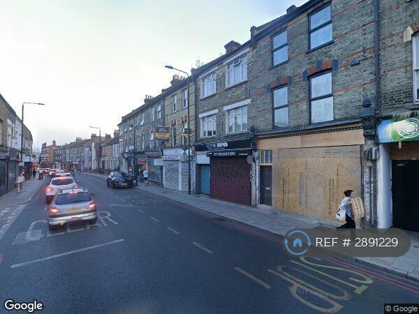 1 bedroom flat in Trinity Rd, London, SW17 (1 bed) (#2891229)