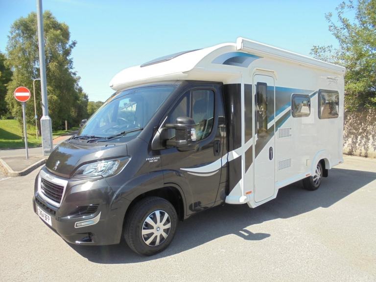 2014 64 BAILEY APPROACH AUTOGRAPH 625 2 BERTH REAR LOUNGE# JUST 25872 MLS #