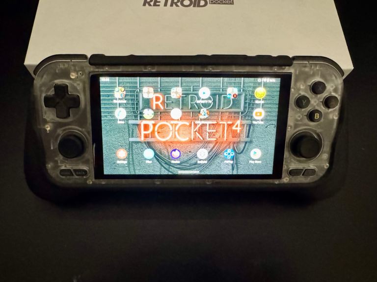 Retroid Pocket 4 PRO
