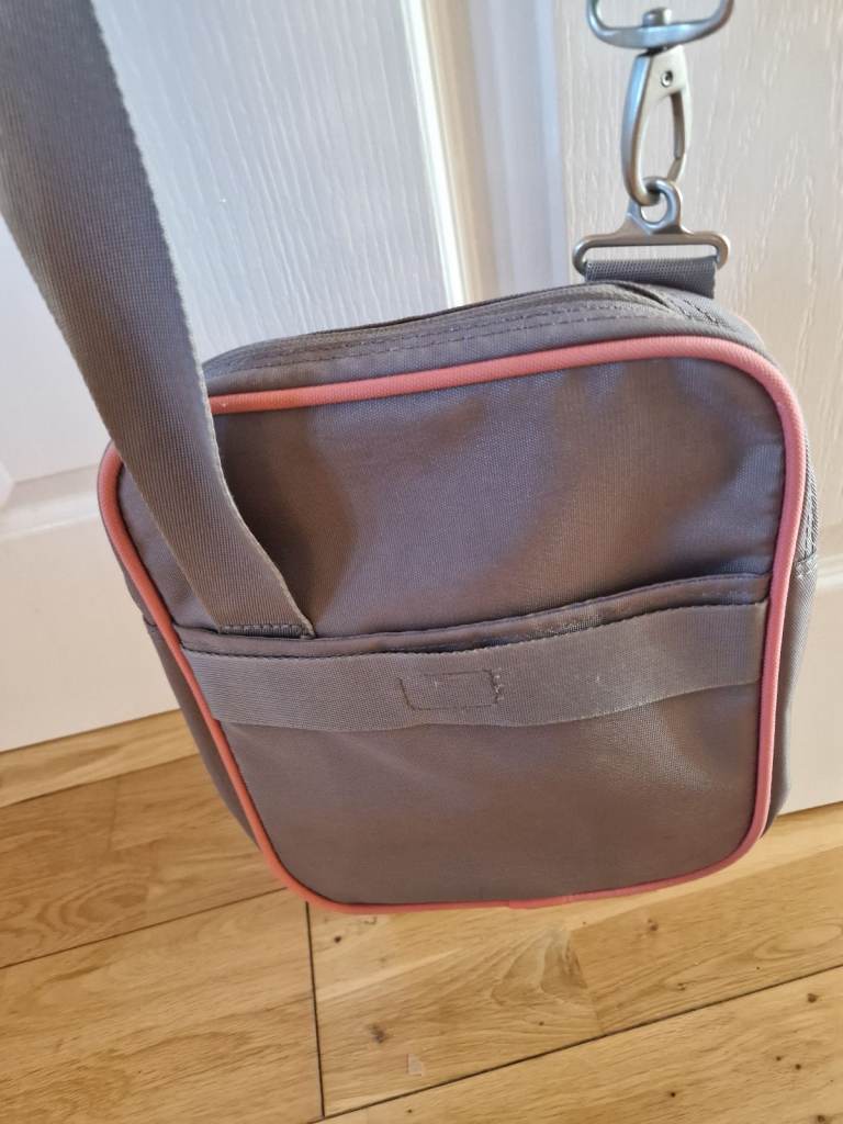 Ladies Esprit Shoulder bag