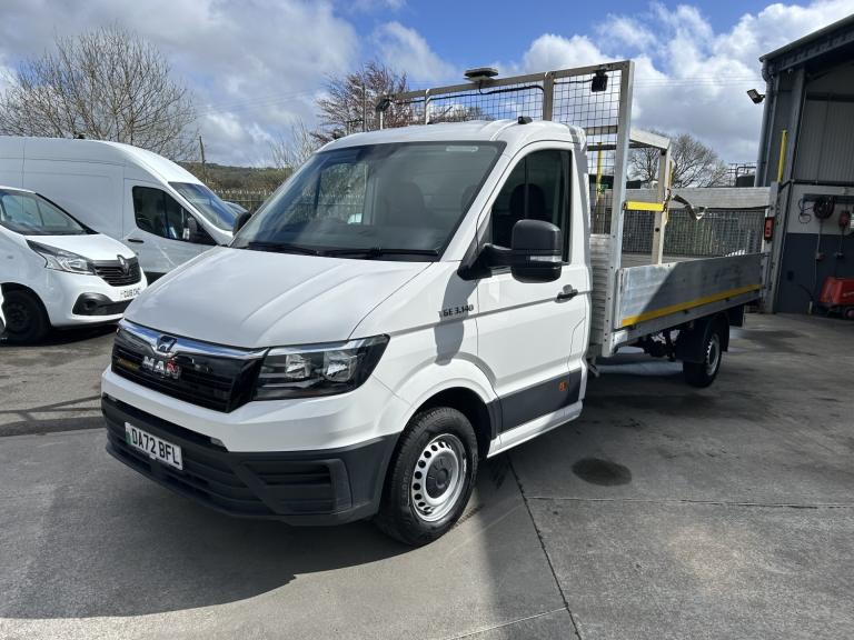 MAN TGE 2.0 140BHP Dropside Tail Lift White Manual Diesel 2022