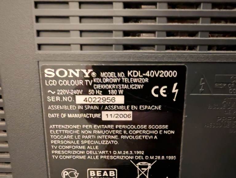 Sony Bravia KDL-40V2000 LCD TV