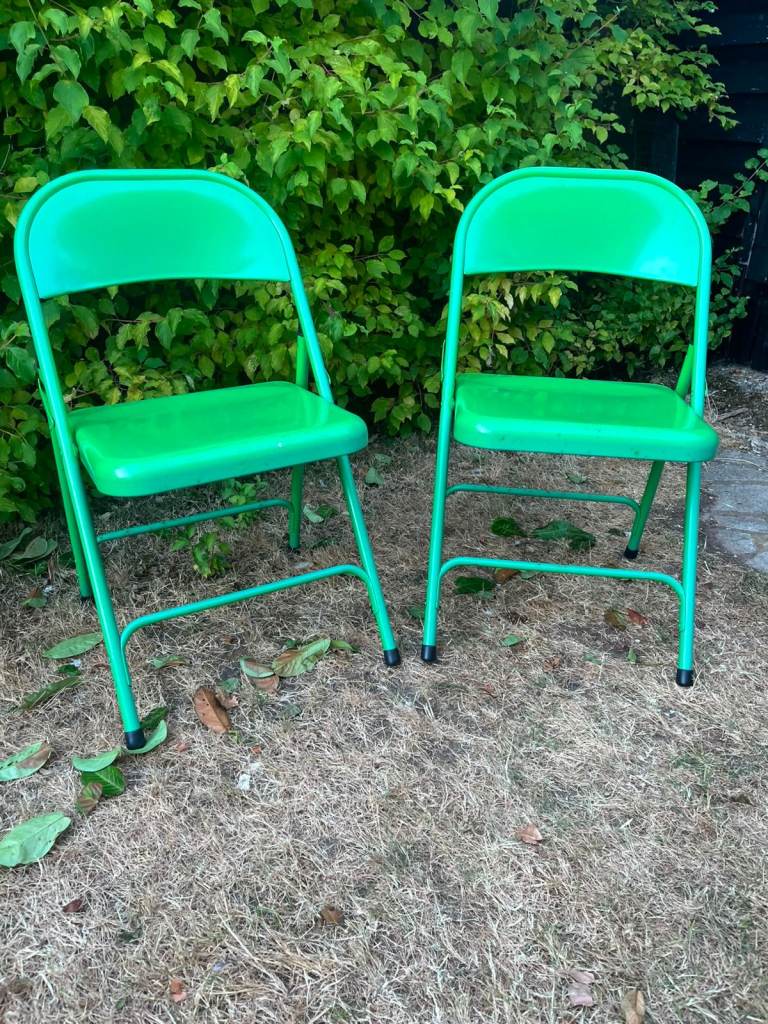 Pair of Green Metal Folding Chairs – Good Condition