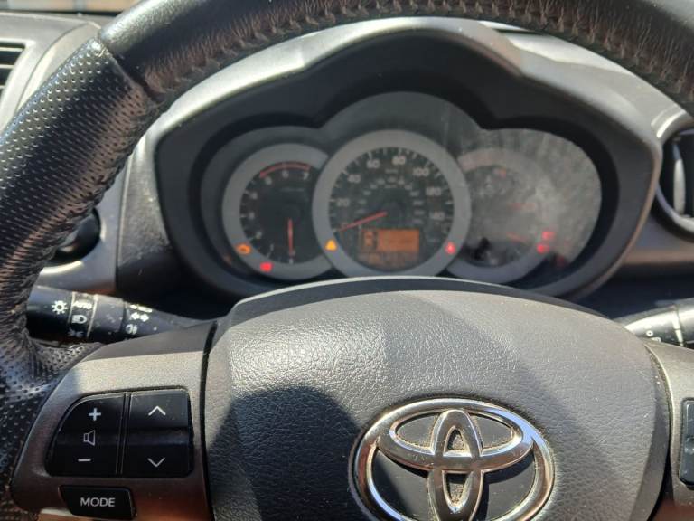 Toyota, RAV 4, Estate, 2011, Manual, 2231 (cc), 5 doors