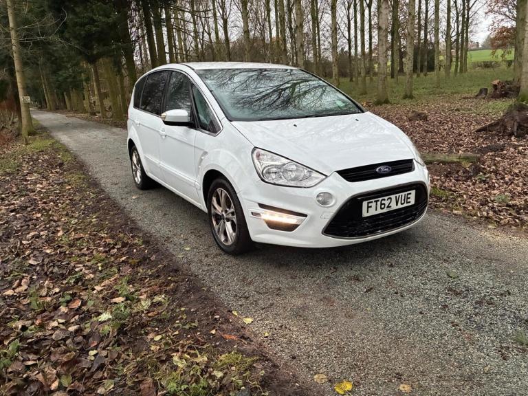 FORD S-MAX 2.0 TDCi Titanium X Pack interior 2013