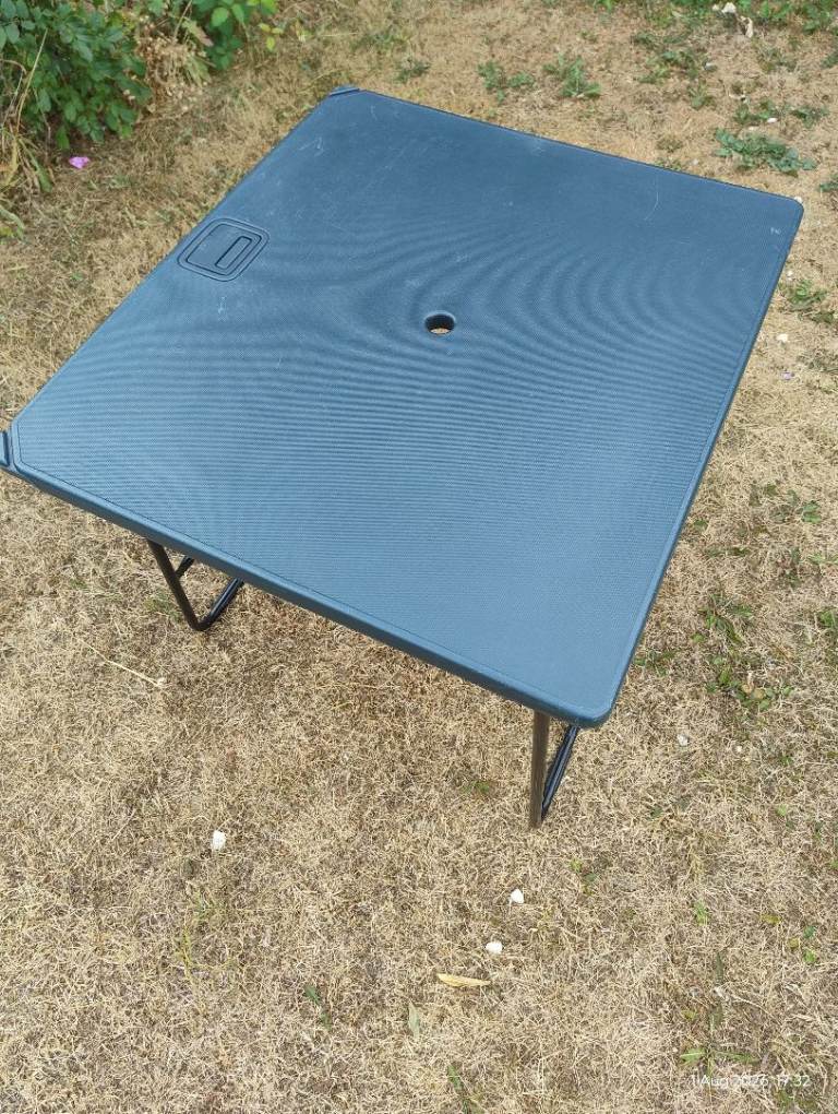 HONDA CRV CR-V PICNIC TABLE ORIGINAL!