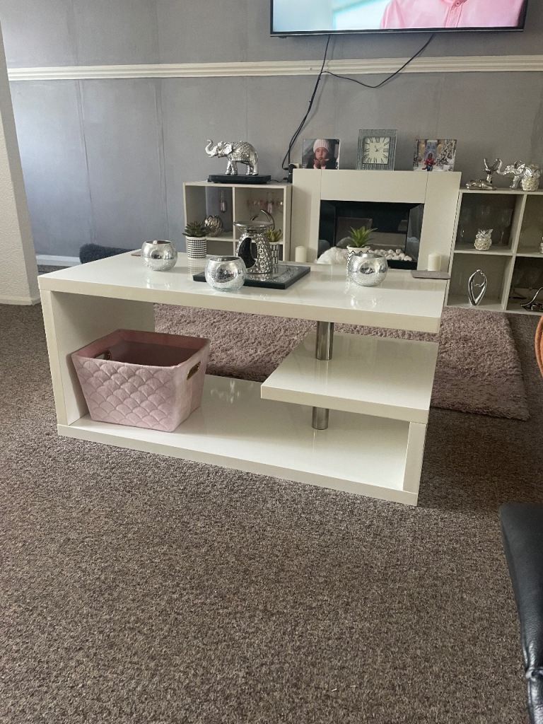 White Gloss Coffee Table with led lights