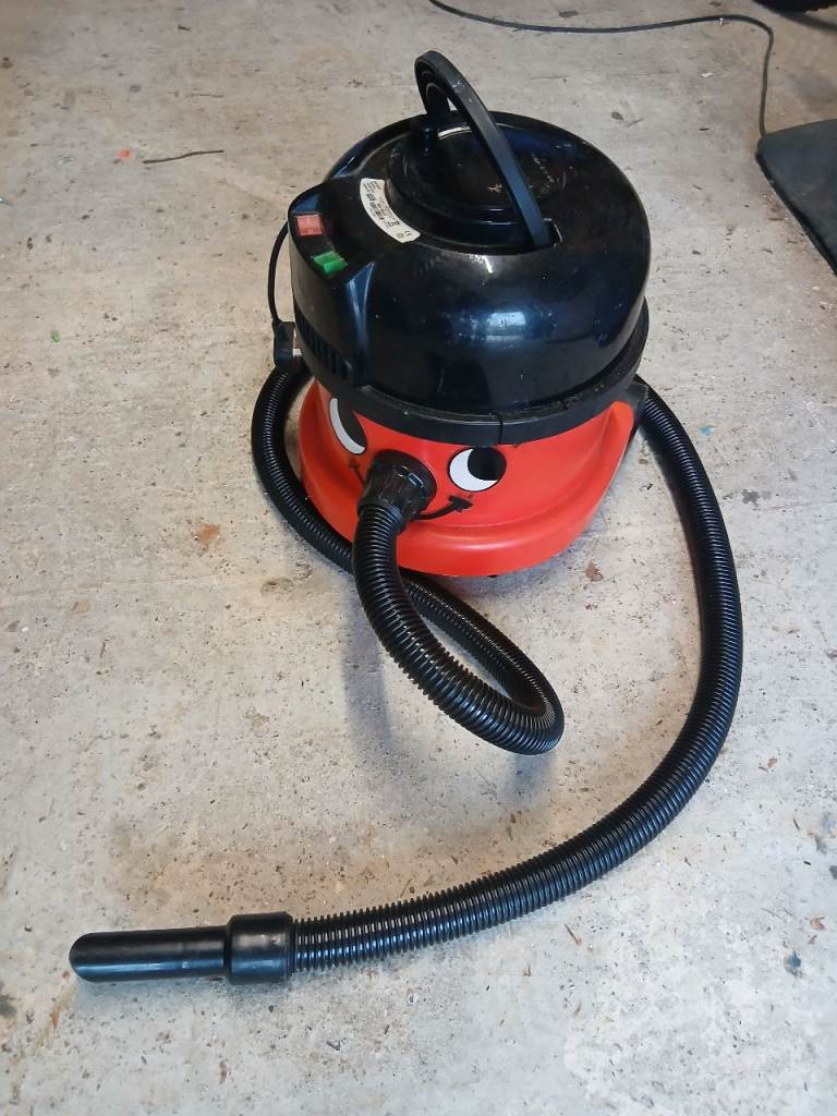 Henry Vacuum Cleaner – Red, Good Condition