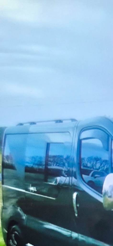 Vauxhall Vivaro silver roof rails