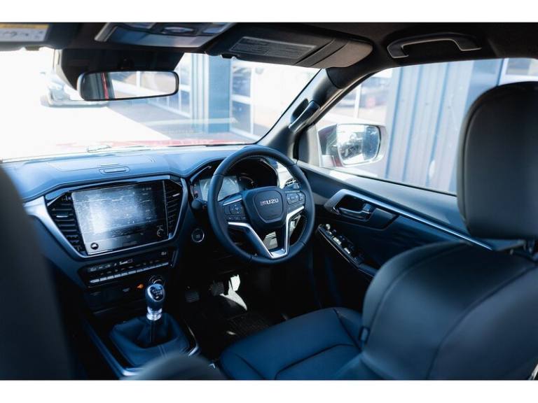  Isuzu D-Max DL40 Dcb Pick Up Diesel Manual