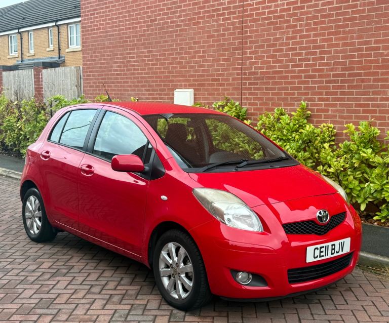 TOYOTA YARIS T-SPIRIT 1.3 PETROL FSH HPI CLEAR 2 KEYS £35 ROAD TAX ULEZ