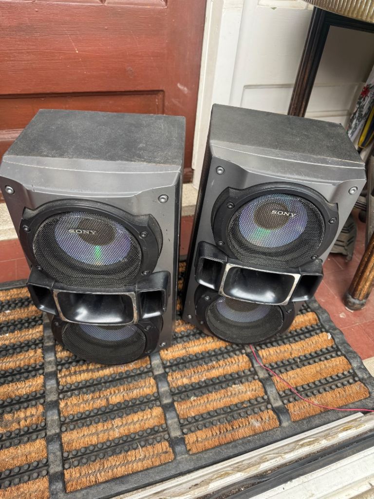 Sony speaker system model. SS-RG595