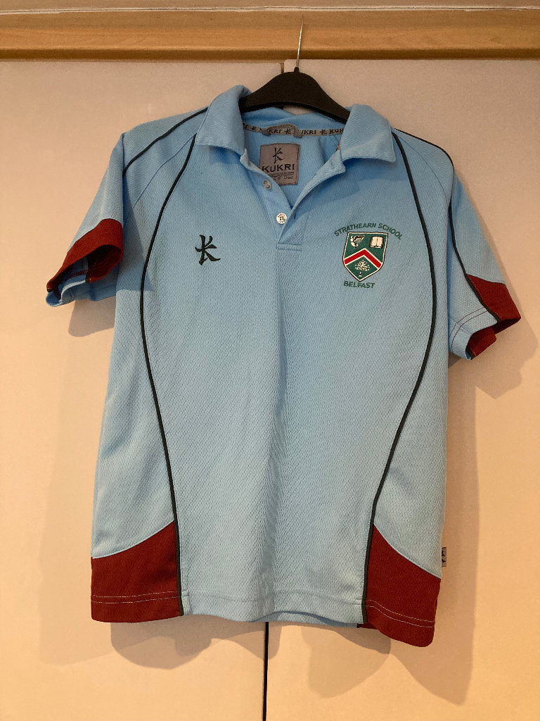 Strathearn School PE Top Size 11-12 & 16