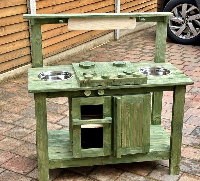 Handmade Wooden Children’s Outdoor Twin Sink Play Mud Kitchen