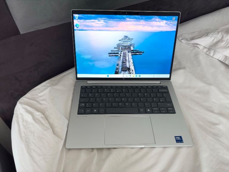 HP EliteBook 8 G1i 14 Inch AI Laptop, 32GB RAM, 256GB SSD