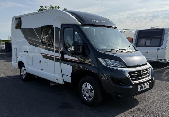 2016 SWIFT RIO 325 LUXURY 2 BERTH MOTORHOME