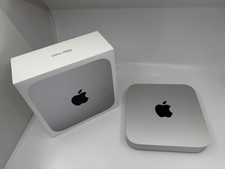 Apple Mac Mini M1  8GB RAM 256GB SSD