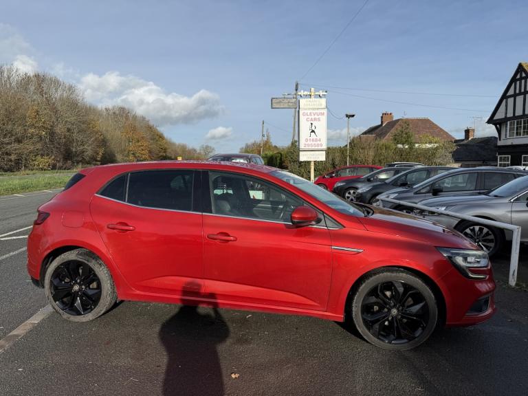 RENAULT MEGANE 1.5 Signature Nav dCi 110 Red Manual Diesel 2016
