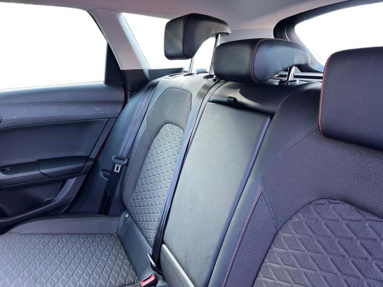  SEAT Leon Estate 1.5 Etsi Mhev Fr Estate 5dr Petrol Hybrid Dsg Euro 6 s/s 150