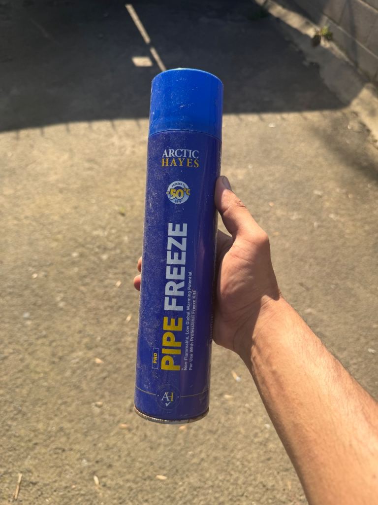 Pipe freeze. 3 unused cans. Unopened