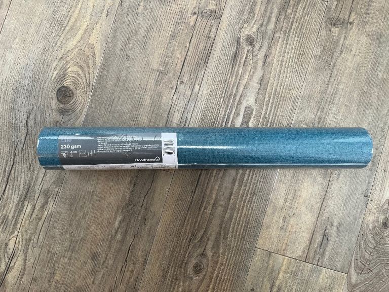 Good home roll of wallpaper in teal