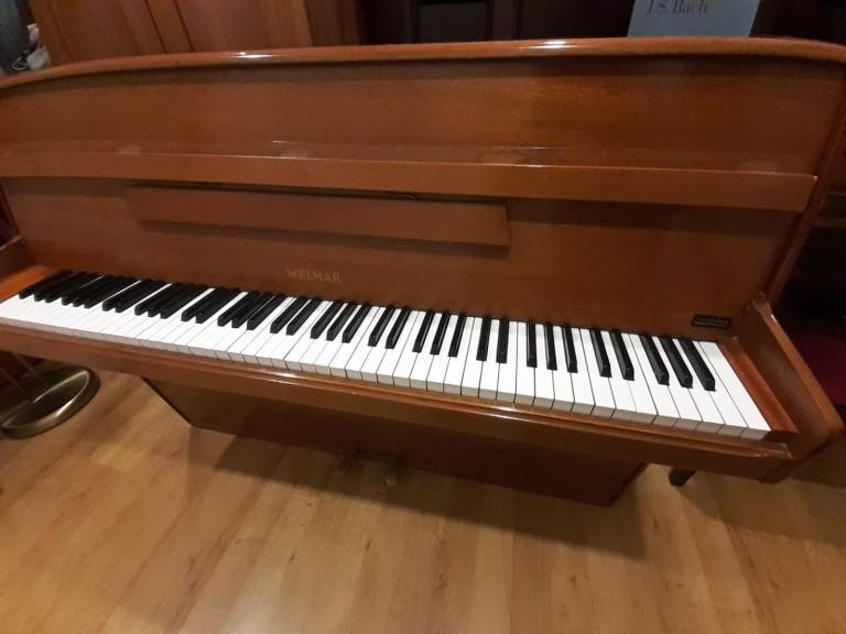 Welmar A41 c1974 Upright Piano *possible free 1st tuning*