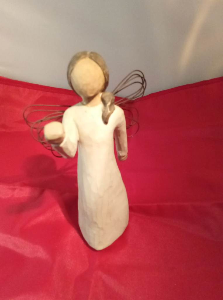 Willow Tree angel figure ornament Angel of Hope