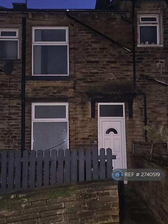 1 bedroom house in Henry Street, Thornton, Bradford, BD13 (1 bed) (#2740519)