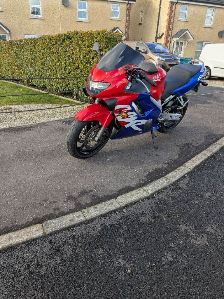 Honda, CBR, 2000, 598 (cc)