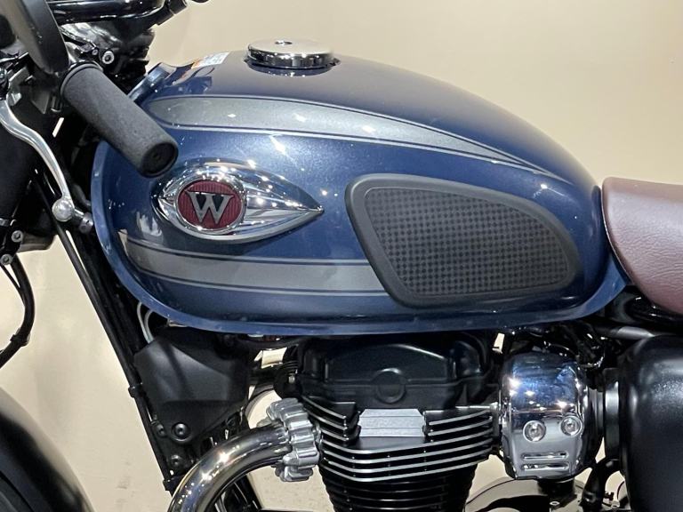 Kawasaki W800 W 800 EJ800 CKF CAFE 2021 in Blue