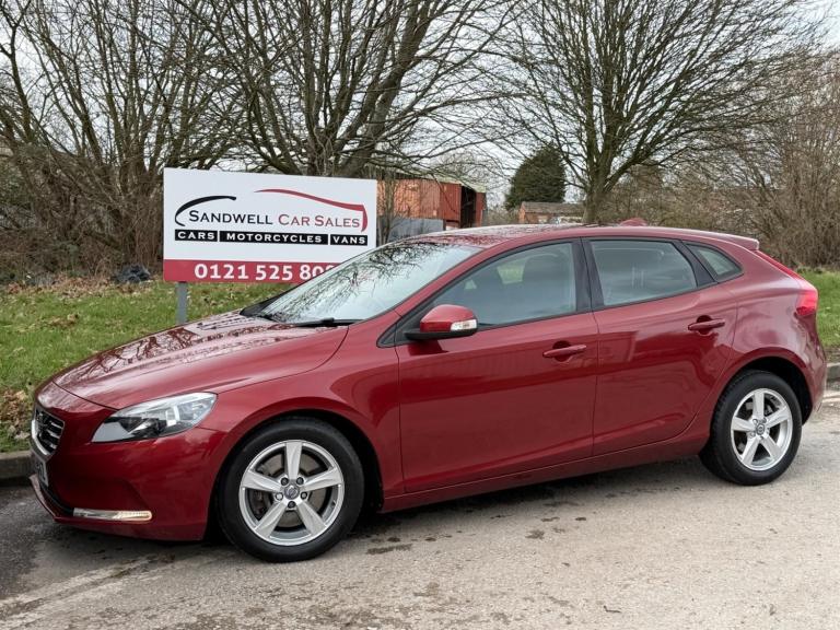 2015 Volvo V40 T2 [122] ES Nav 5dr Geartronic HATCHBACK Petrol Automatic