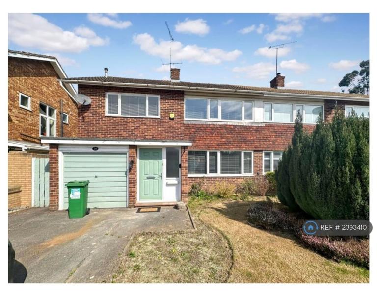 3 bedroom house in Halkingcroft, Slough, SL3 (3 bed) (#2393410)