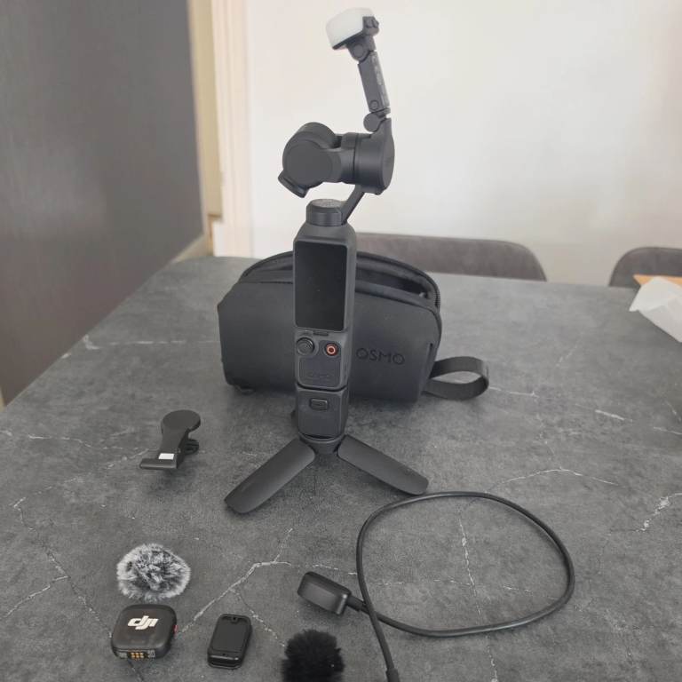 DJI Osmo Pocket 4 4K Gimbal Camera Creator Combo