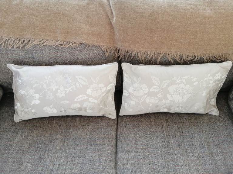 PAIR OF BEAUTIFULLY EMBROIDERED CUSHIONS WITH FEATHER INSERTS  - EXCELLENT CONDITION