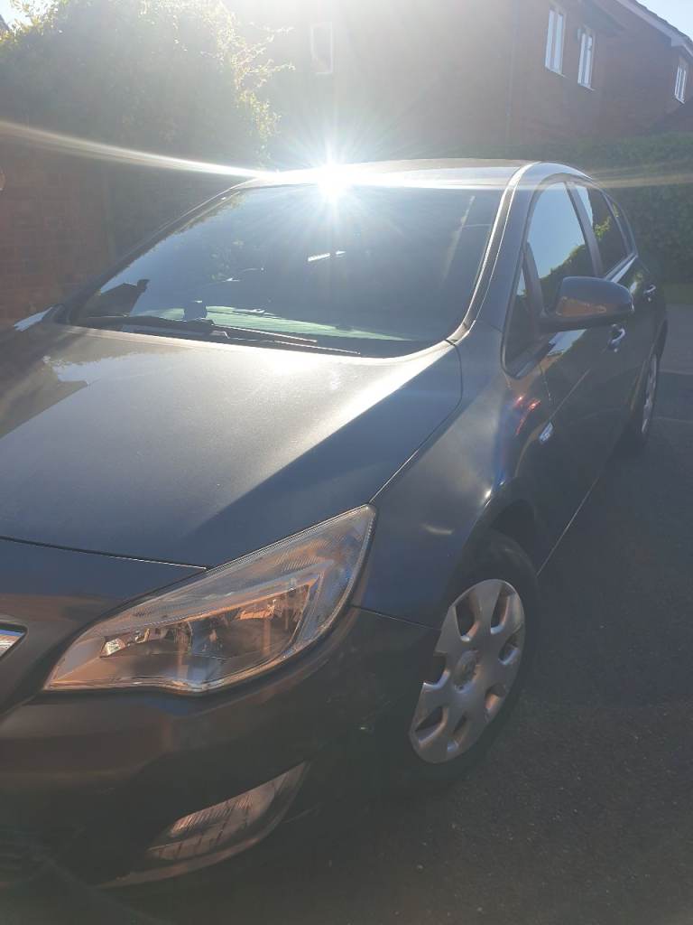 Vauxhall, ASTRA, Hatchback, 2010, M REPAIR OR SPARESanual, 1598 (cc), 5 doors