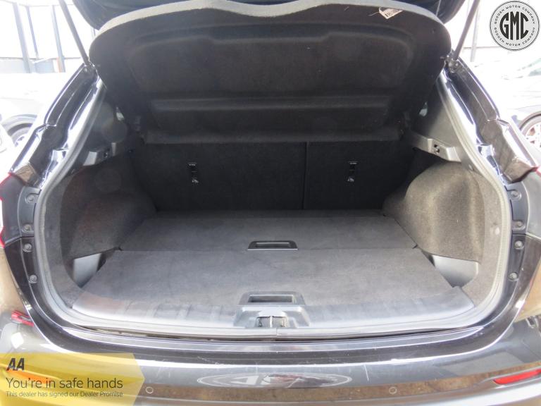 NISSAN QASHQAI 1.5 dCi N-Connecta Full Service History, Satnav 2019