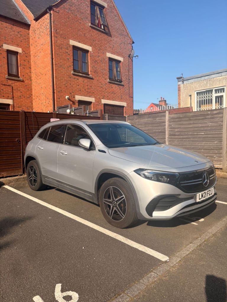 Mercedes-Benz EQA 250 AMG