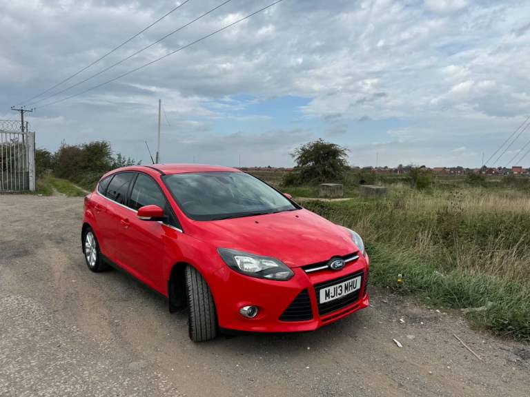Ford, FOCUS Zetec Turbo Ecoboost , Hatchback, 2013, Manual, 998 (cc), 5 doors