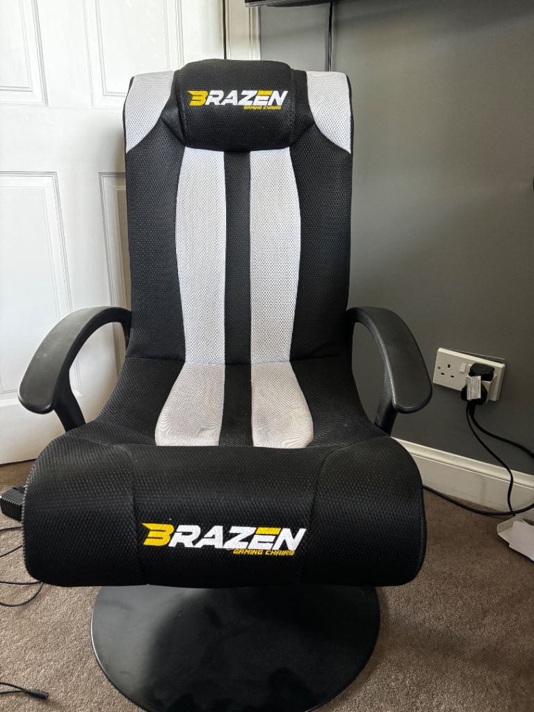 Brazen Gaming Chair - Black and Grey, Good Condition
